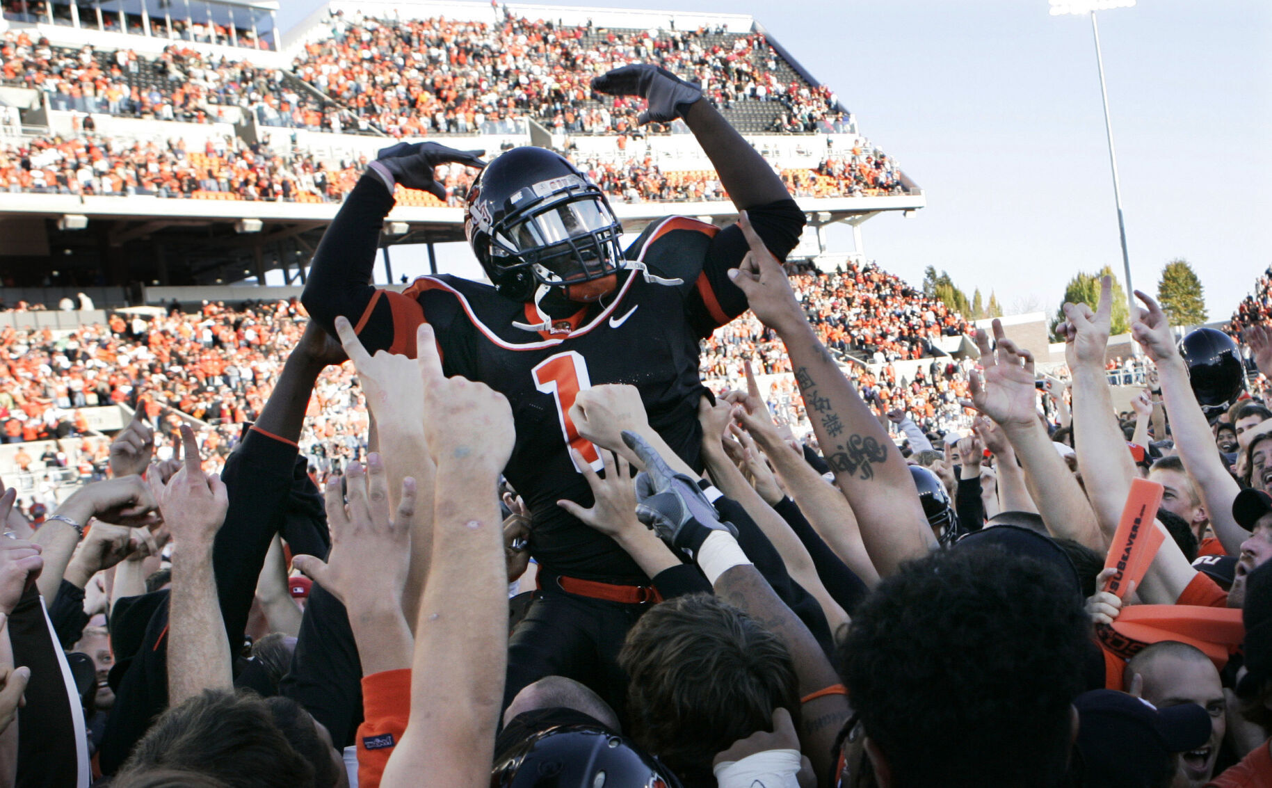 2006: Oregon State snaps USC's 27-game Pac-10 winning streak